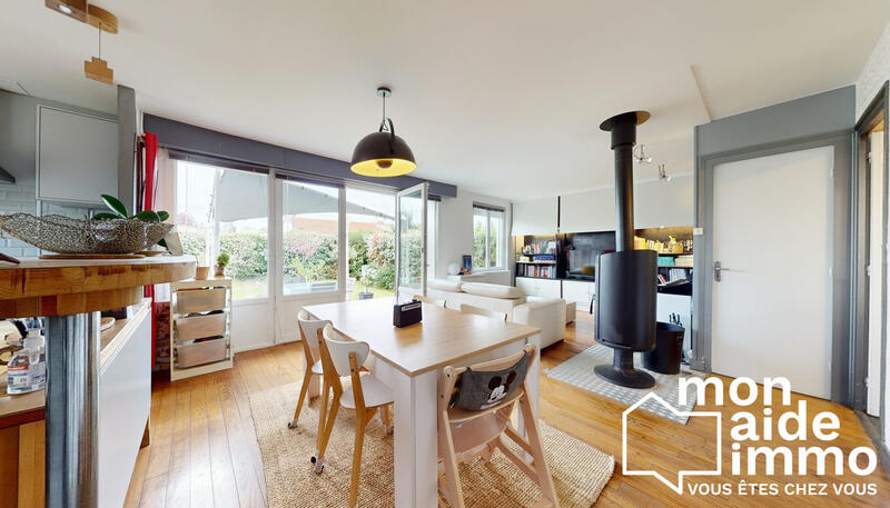 Maison - 85 m² - 4 pièces