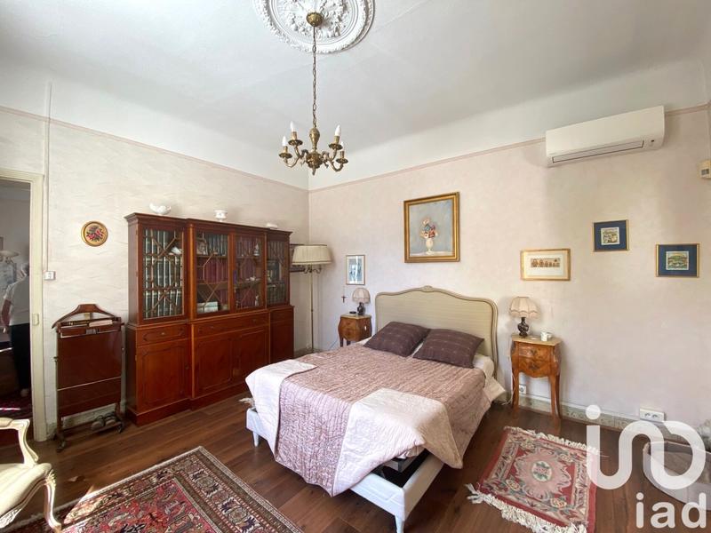 Maison - 212 m² - 8 pièces