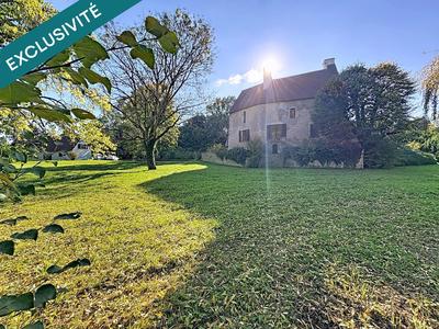 Maison - 450 m² - 11 pièces