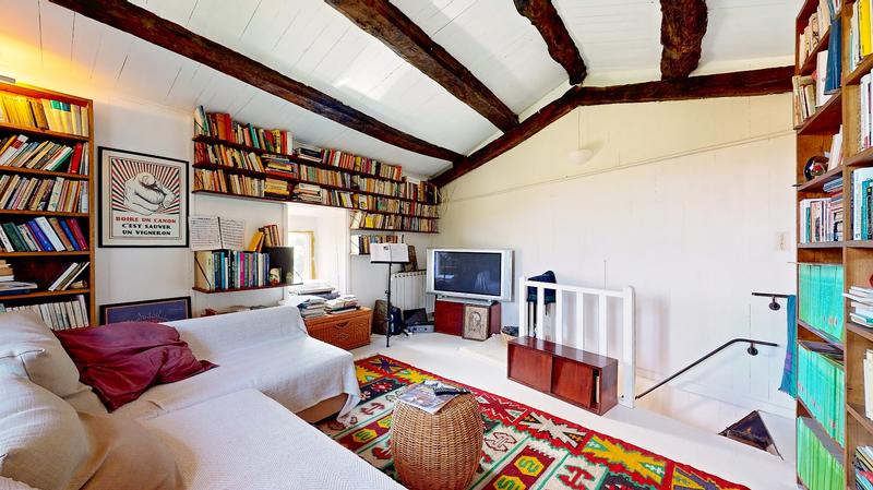 Maison - 240 m² - 4 pièces