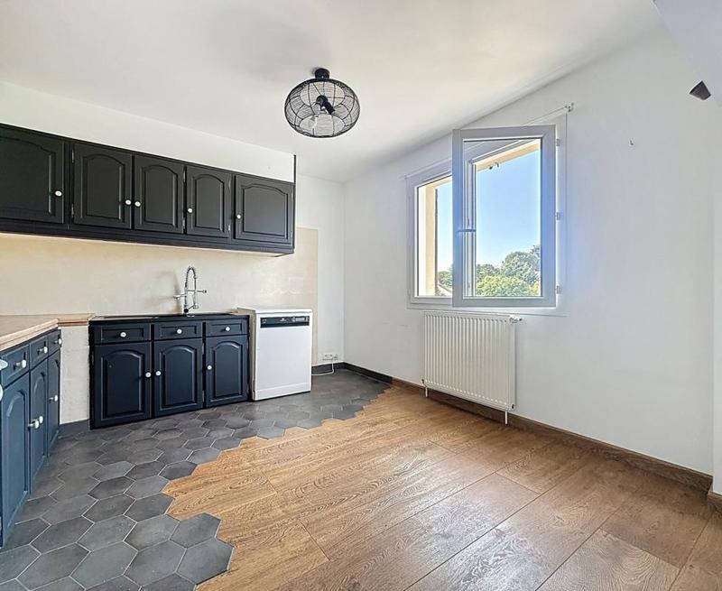 Maison - 172 m² - 7 pièces