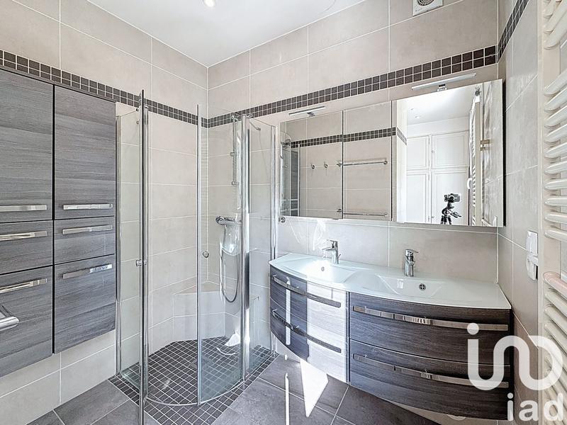 Appartement - 95 m² - 4 pièces