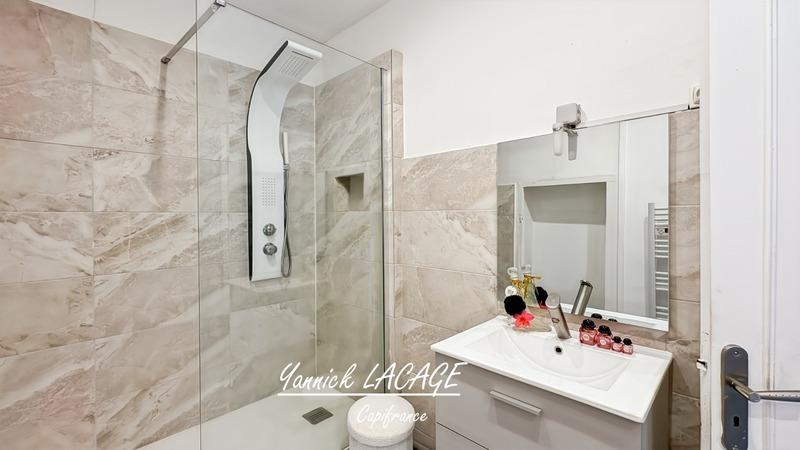 Immeuble - 138 m² - 8 pièces