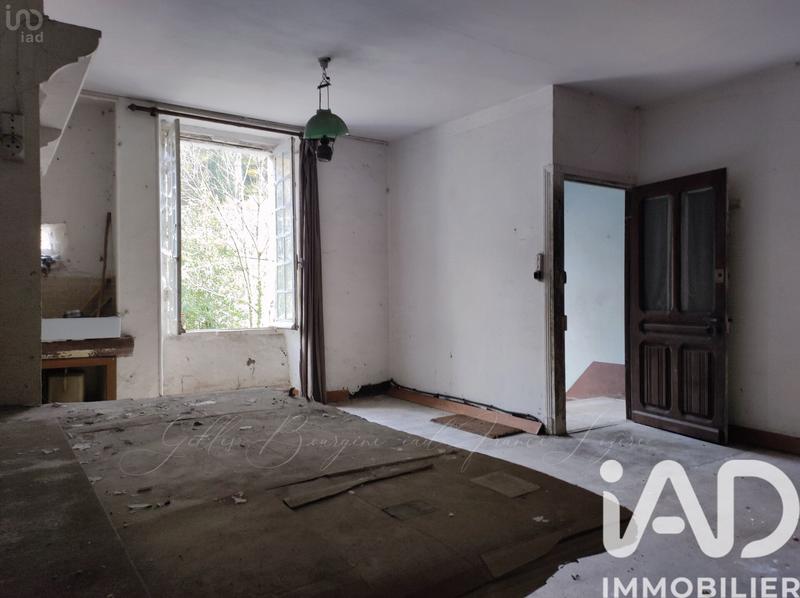 Maison - 180 m² - 5 pièces