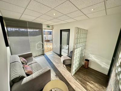 Local commercial - 50 m² - 2 pièces