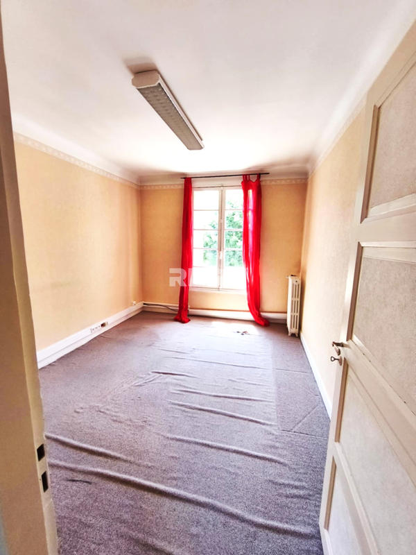 Maison - 167 m² - 6 pièces