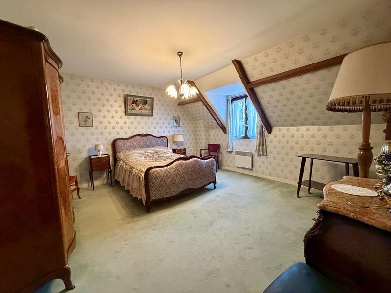 Maison traditionnelle - 130 m² - 6 pièces