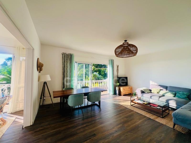 Maison - 138 m² - 4 pièces