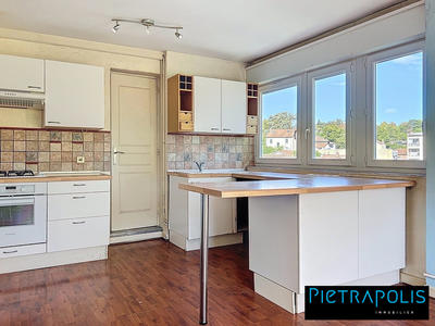 Appartement - 69 m² - 4 pièces