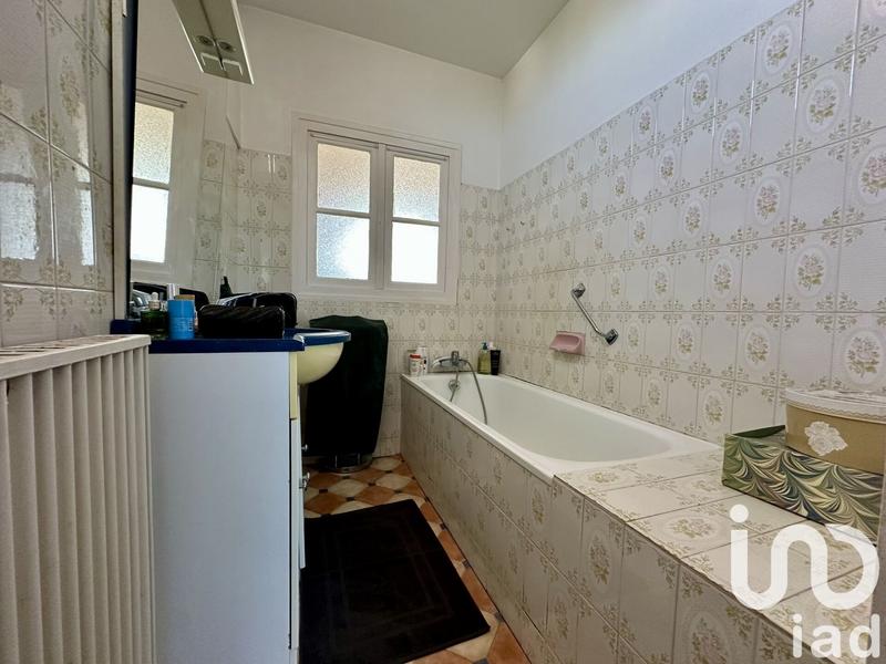 Maison - 180 m² - 8 pièces