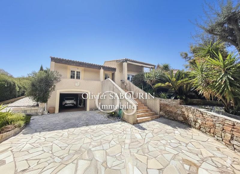 Maison - 92 m² - 4 pièces