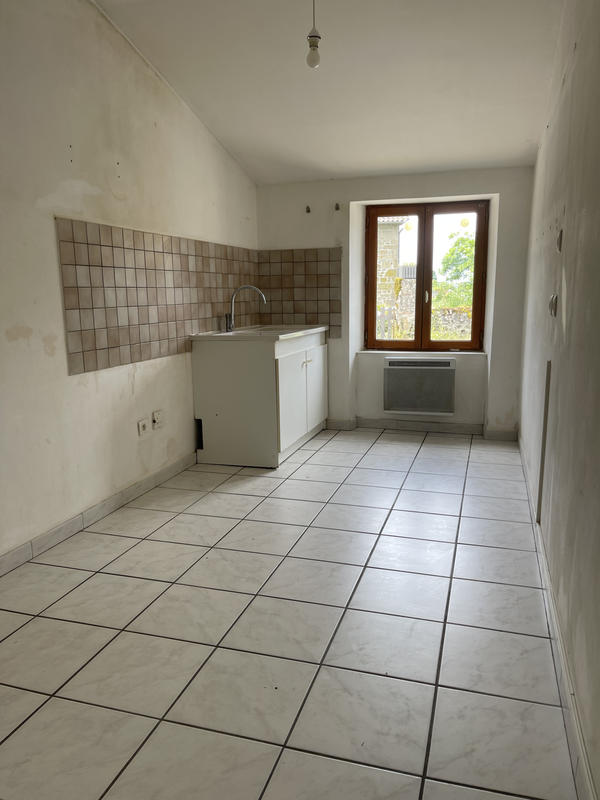 Maison - 90 m² - 4 pièces