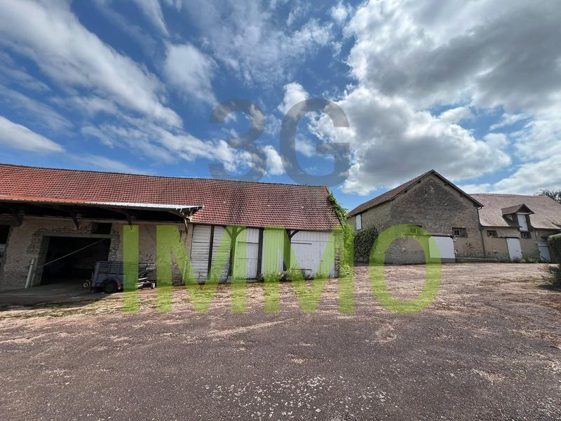 Propriété - 180 m² - 8 pièces