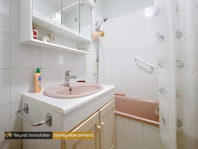 Appartement - 77 m² - 4 pièces