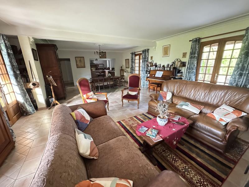 Maison ancienne - 228 m² - 7 pièces