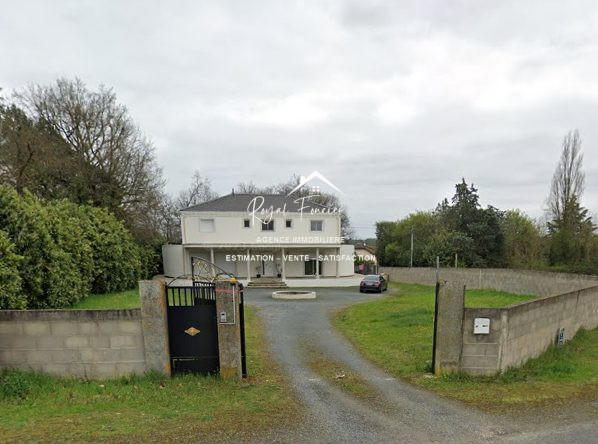 Maison contemporaine - 265 m² - 6 pièces