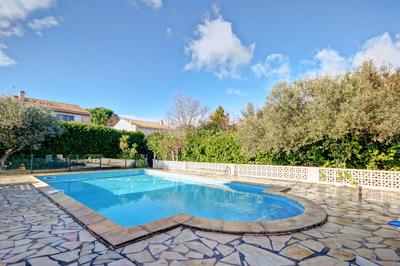 Maison - 203 m² - 7 pièces