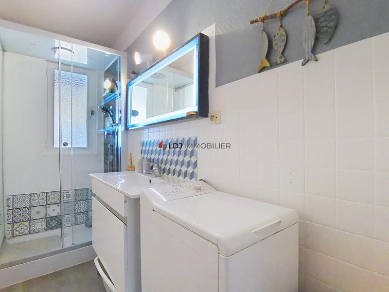 Maison traditionnelle - 160 m² - 9 pièces