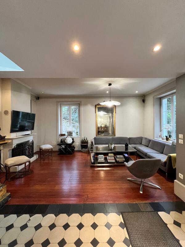 Villa - 235 m² - 7 pièces