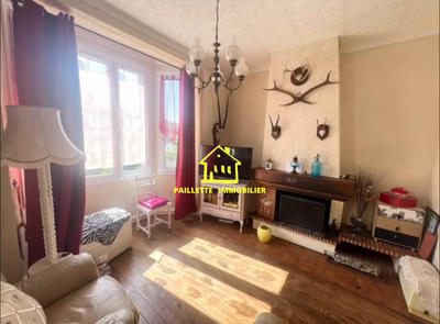 Maison - 99 m² - 4 pièces