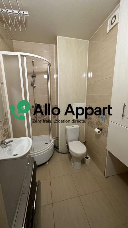 Studio - 25 m² - 1 pièce