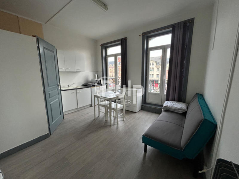 Immeuble - 106 m² - 8 pièces