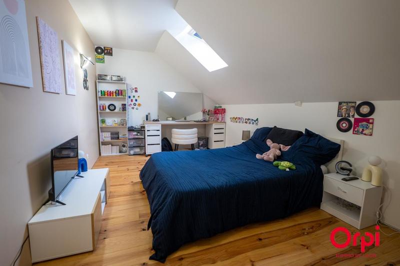 Maison - 282 m² - 6 pièces