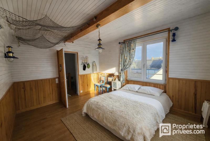 Maison - 184 m² - 9 pièces