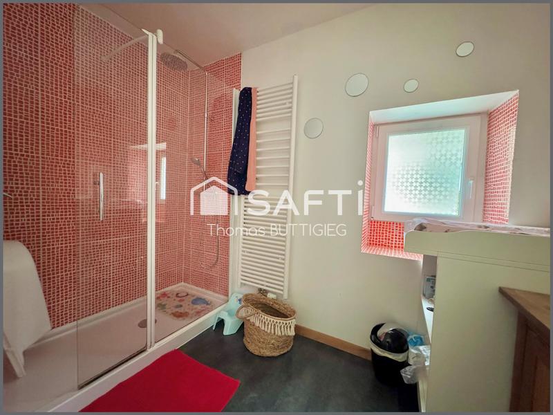 Maison - 136 m² - 6 pièces