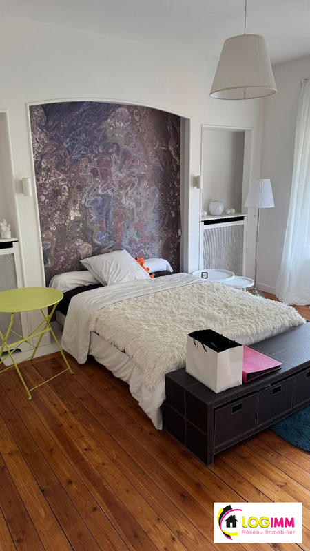 Maison - 255 m² - 8 pièces