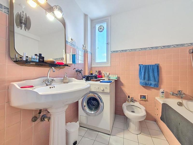 Appartement - 93 m² - 4 pièces