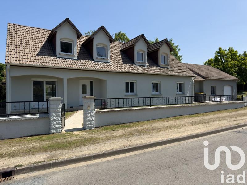 Maison - 195 m² - 10 pièces