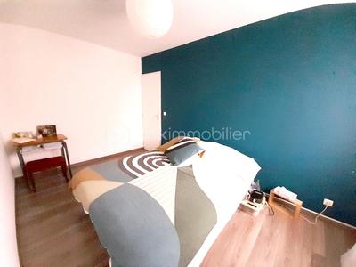 Maison - 100 m² - 6 pièces