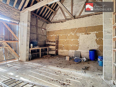 Maison - 200 m² - 3 pièces