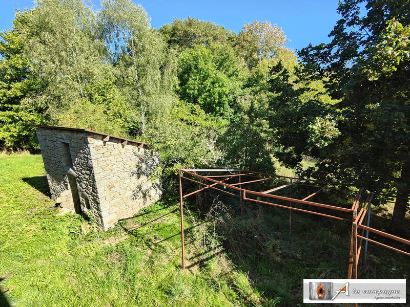 Maison ancienne - 101 m² - 8 pièces