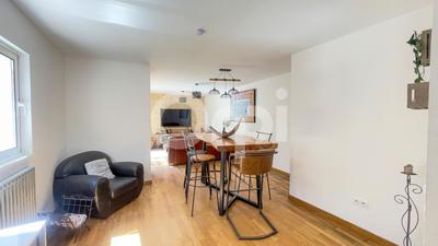 Maison - 110 m² - 5 pièces