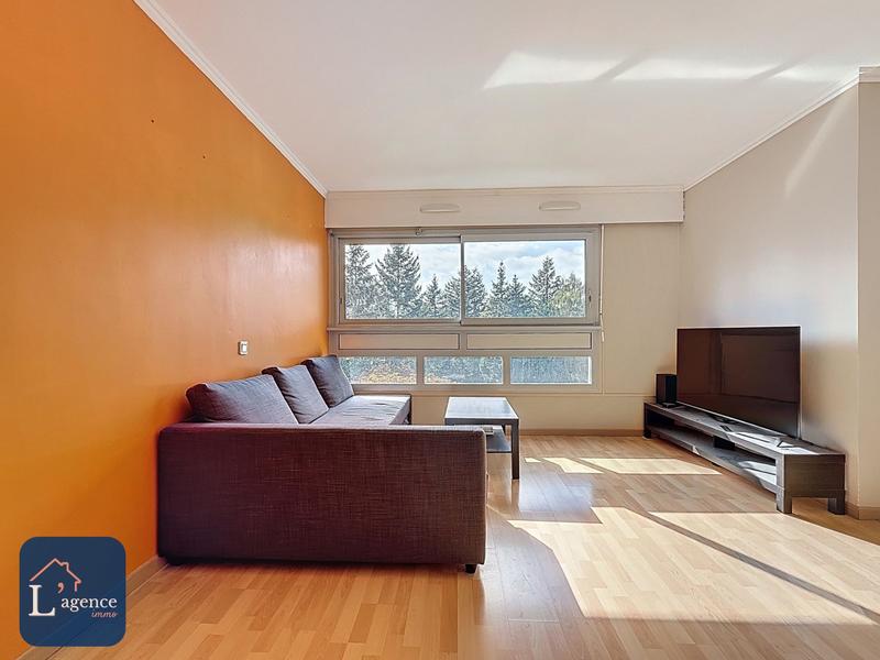 Appartement - 85 m² - 4 pièces