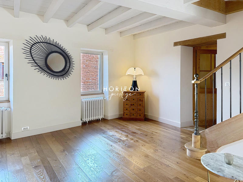 Maison ancienne - 205 m² - 8 pièces