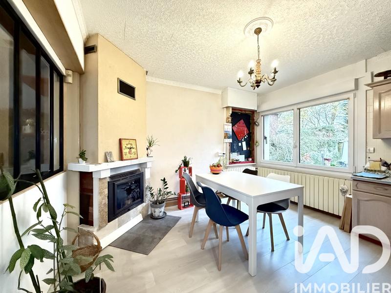 Maison - 191 m² - 5 pièces