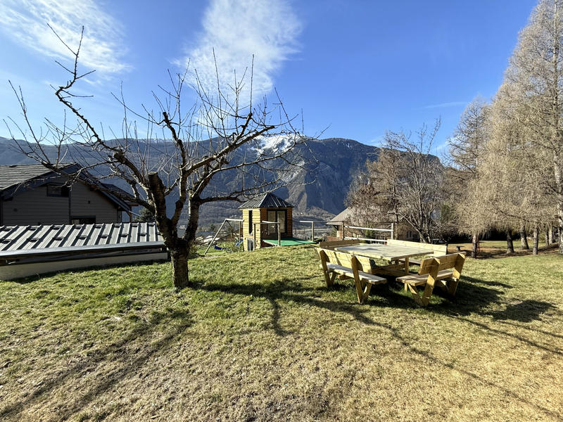 Maison - 185 m² - 5 pièces