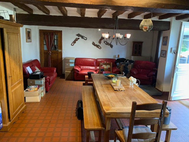 Maison - 221 m² - 8 pièces