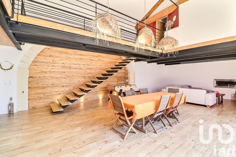 Maison de maîtres - 258 m² - 8 pièces