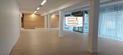 Local commercial - 1 230 m²