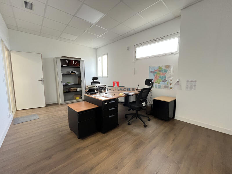 Bureau - 73 m² - 3 pièces