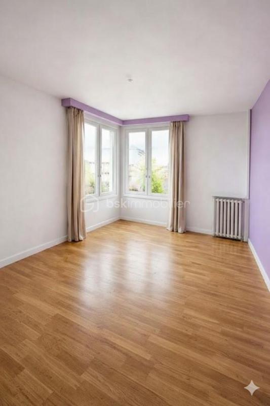 Appartement - 93 m² - 5 pièces