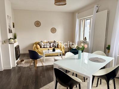 Maison - 134 m² - 5 pièces