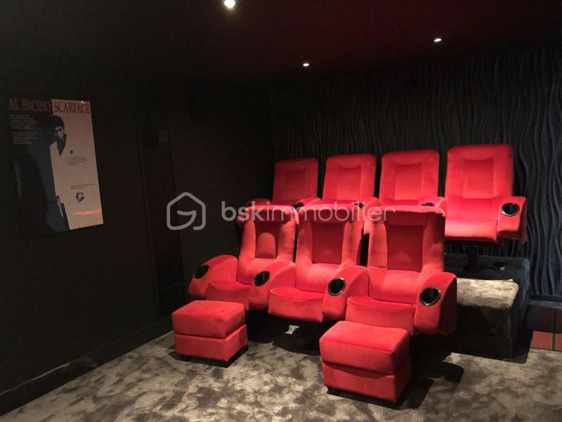 Maison - 160 m² - 6 pièces