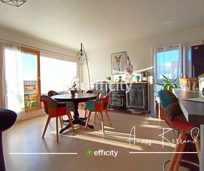 Appartement - 89 m² - 4 pièces