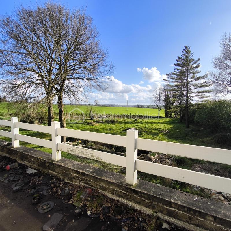 Maison - 230 m² - 7 pièces