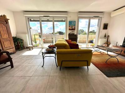 Appartement - 84 m² - 3 pièces